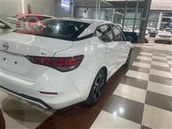 نیسان سێنترا